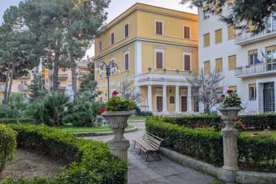 Ville antiche, giardini e chiese in un unico complesso: � l'enorme Istituto De Mattias di Bari
